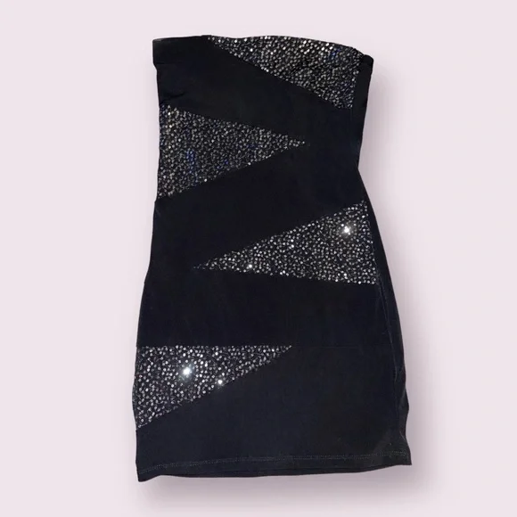 SOLD Charlotte Russe Mini Sleeveless Sequined Dress - Picture 3 of 5